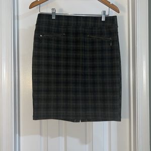 Liverpool plaid skirt size 6